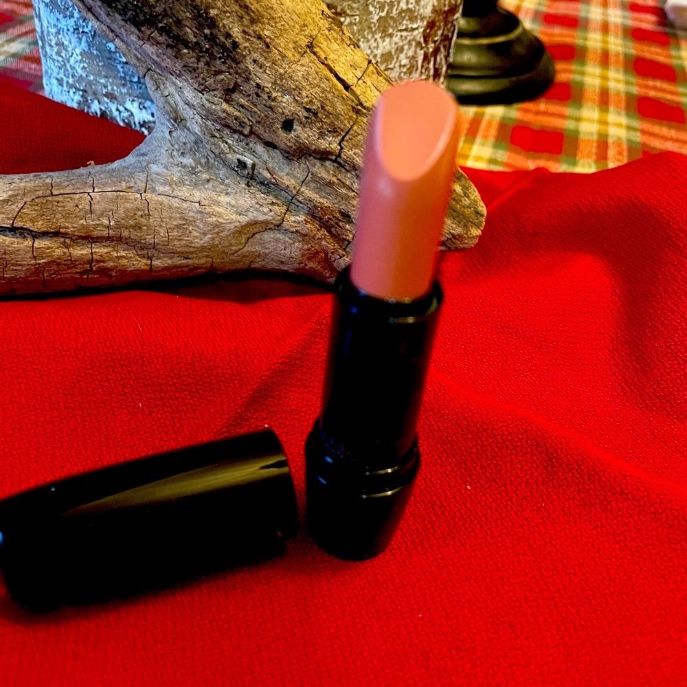 New Lancôme lipstick Natural Beauty cream